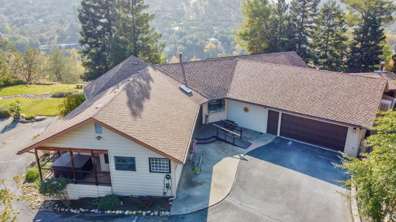 Secluded Mtn Top Family Haven W/Views Spa & Arcade Three Rivers Ngoại thất bức ảnh