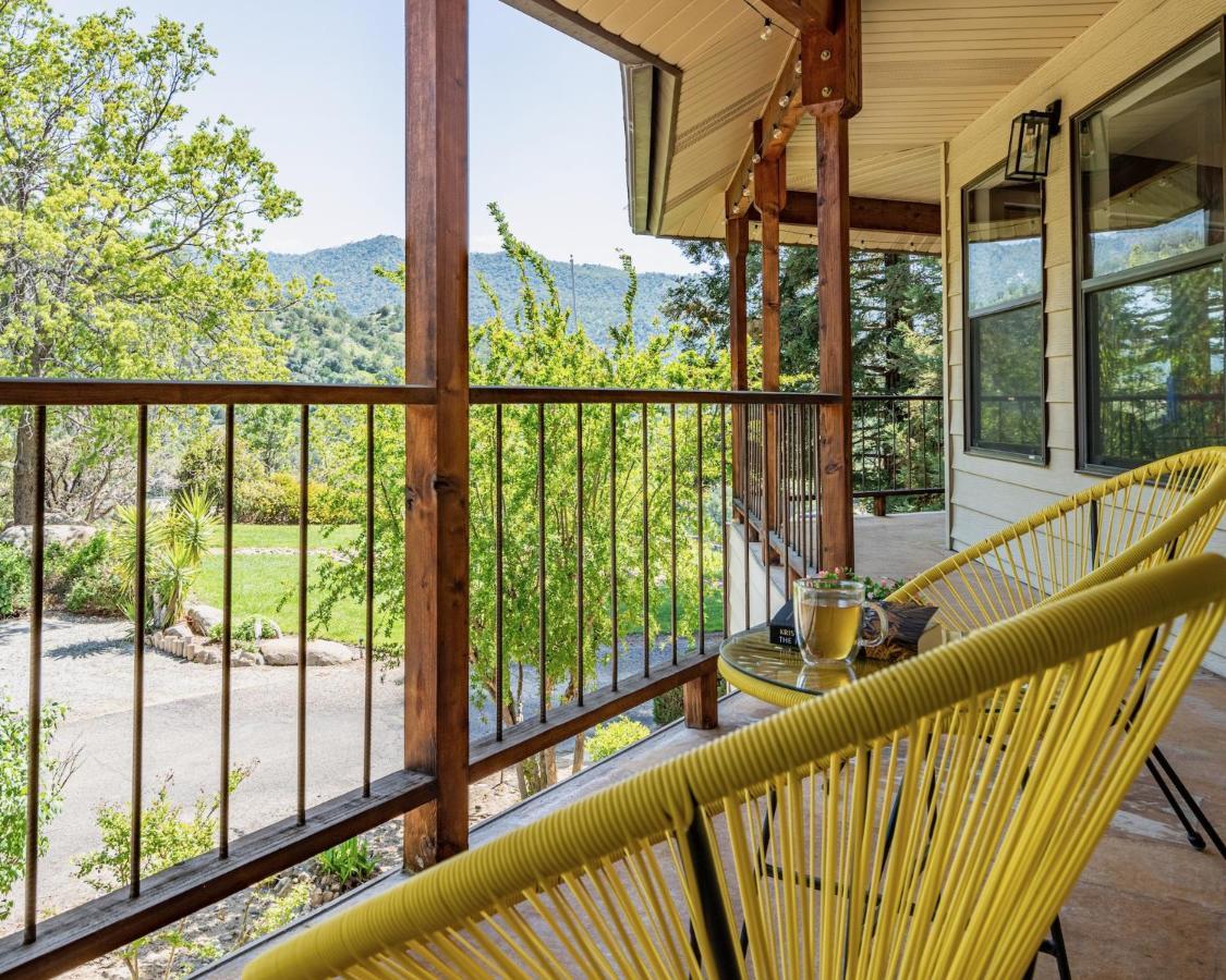Secluded Mtn Top Family Haven W/Views Spa & Arcade Three Rivers Ngoại thất bức ảnh